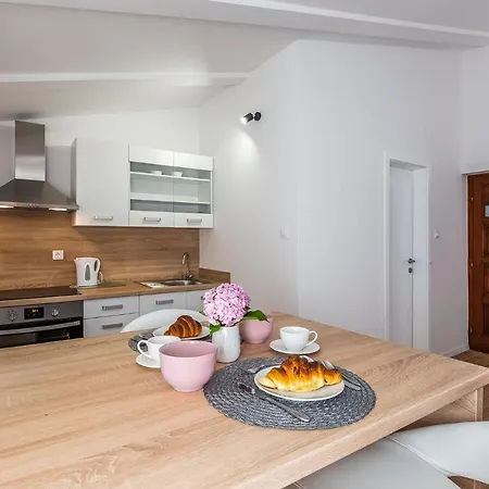 Marija Apartment Porec Exterior photo