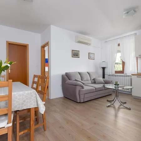 Marija Apartment Porec Exterior photo